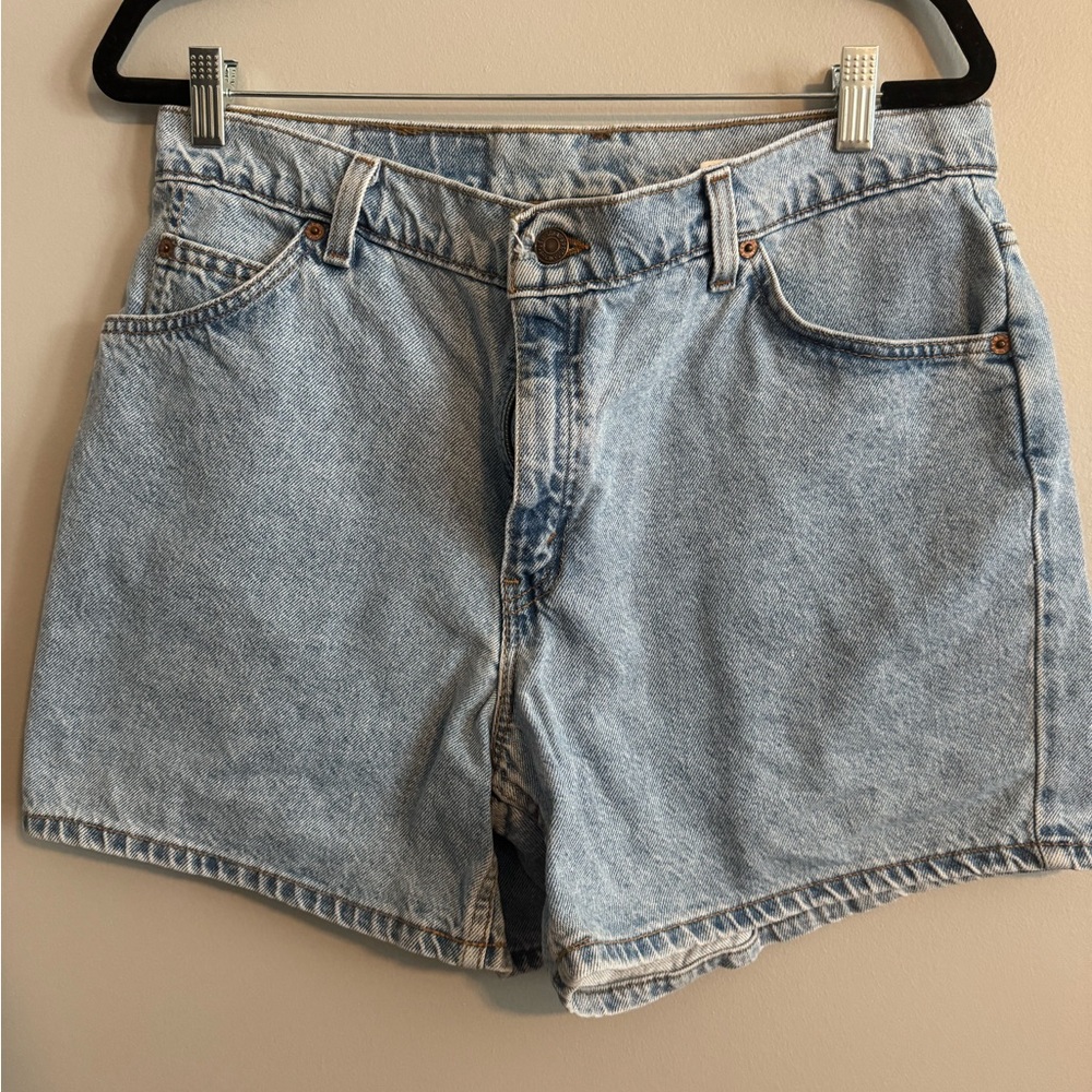 Levi's Light Blue Jean Shorts High-Waisted Vintage Look
